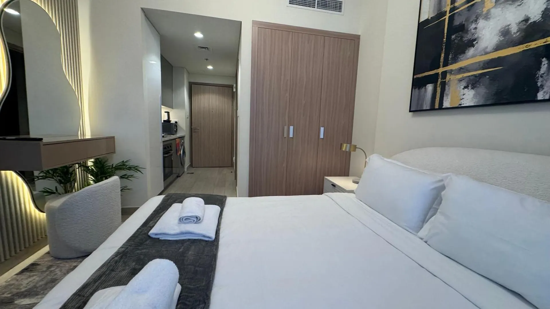 Ashri Elegant Studio Near Burj Khalifa ドバイ アパート