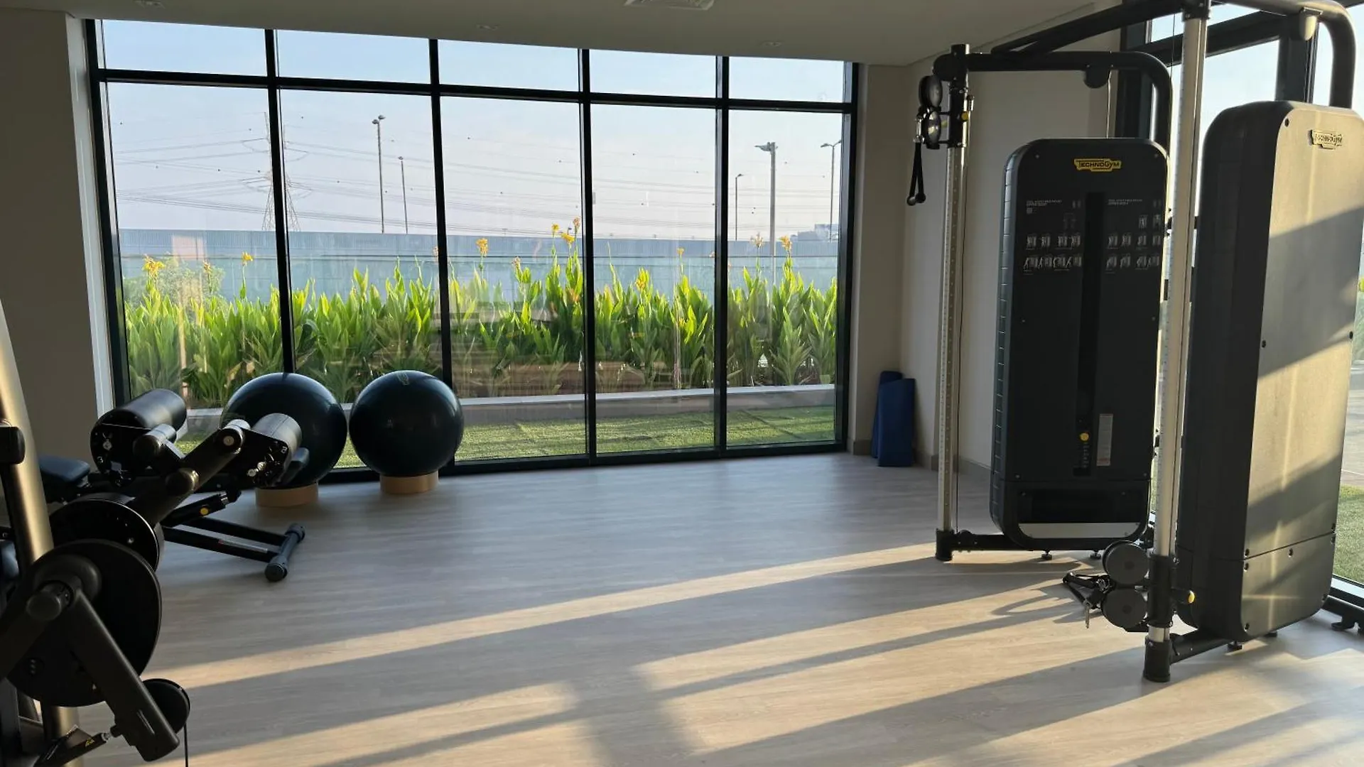 アパート Ashri Elegant Studio Near Burj Khalifa ドバイ