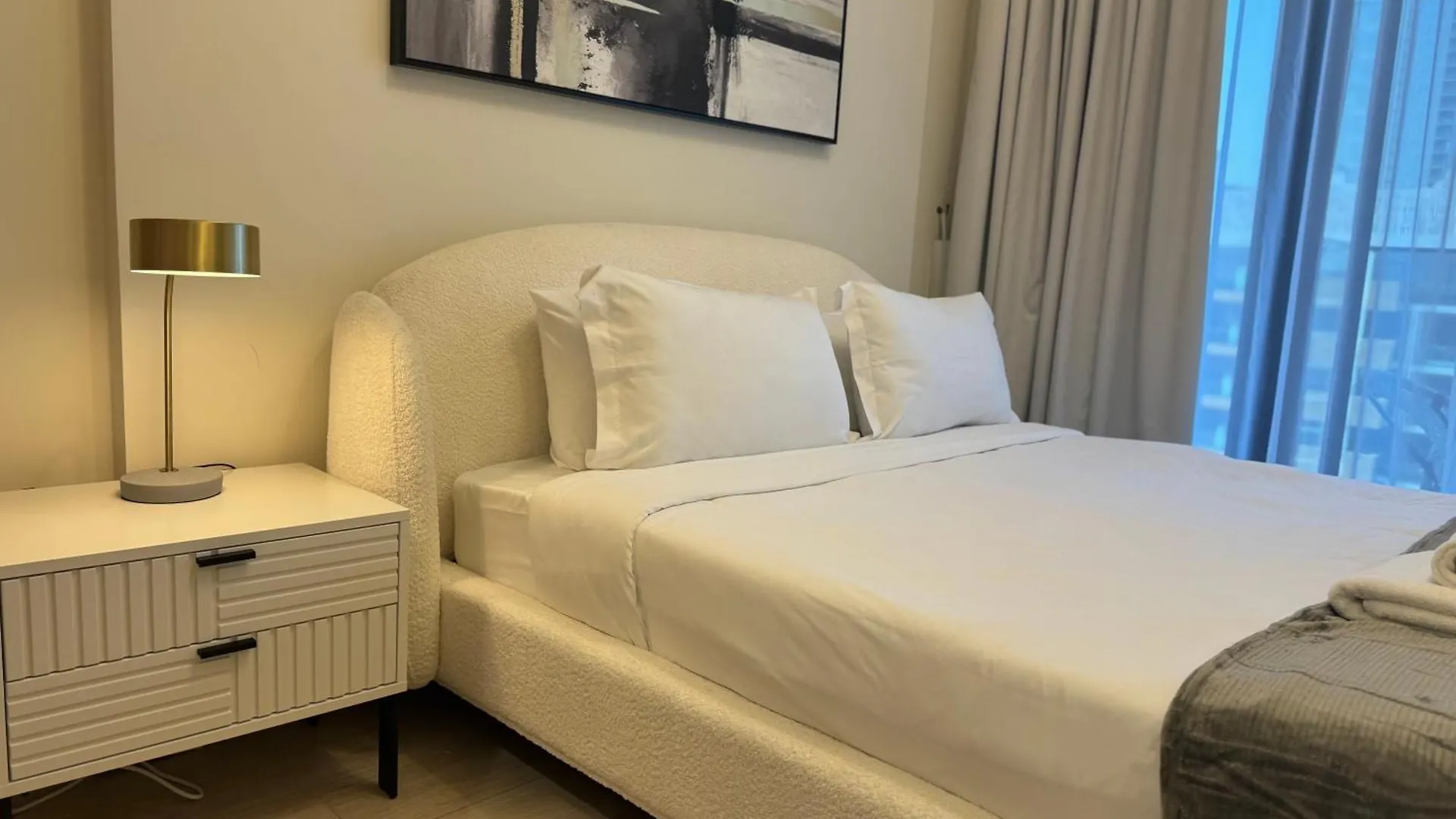 Ashri Elegant Studio Near Burj Khalifa ドバイ アパート