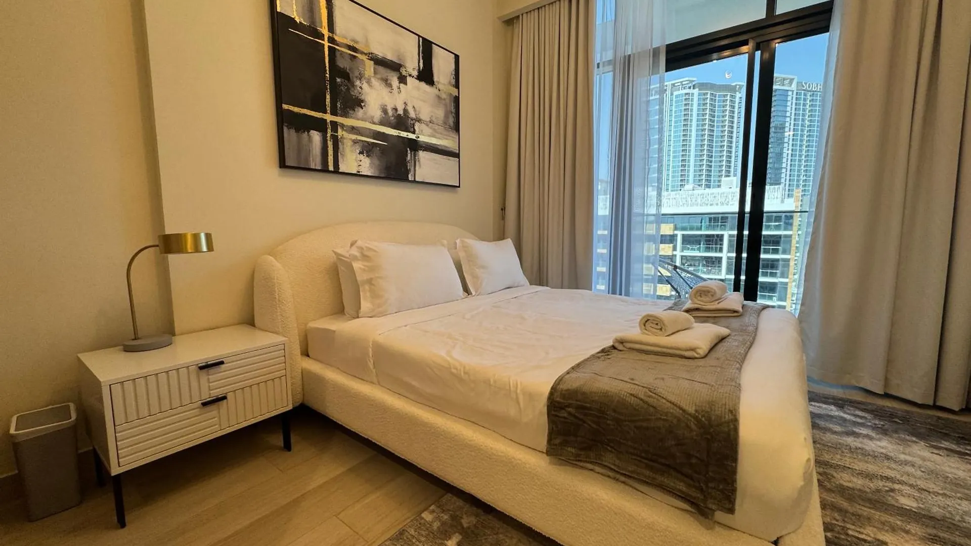 Ashri Elegant Studio Near Burj Khalifa ドバイ 0*,  アラブ首長国連邦