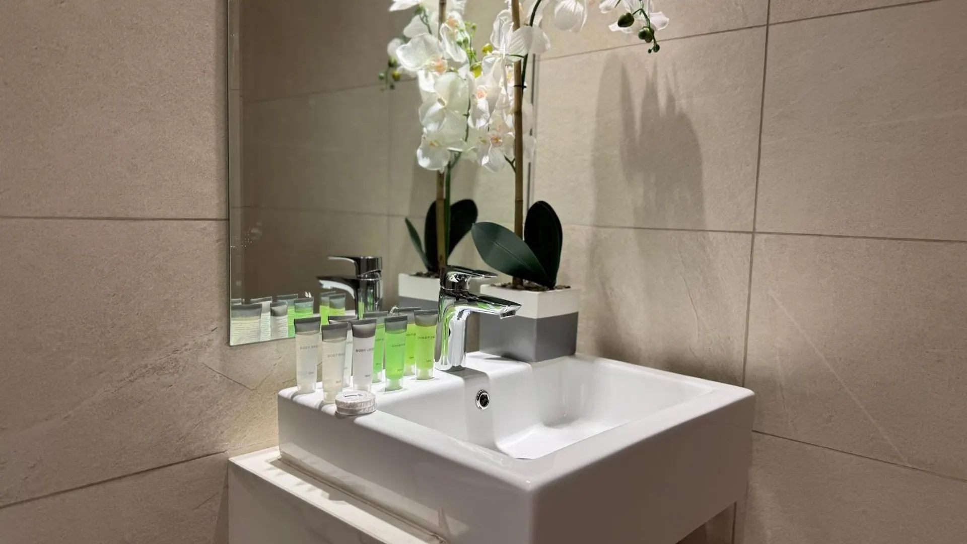 Ashri Elegant Studio Near Burj Khalifa ドバイ